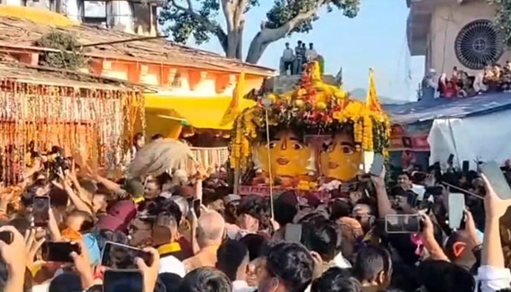 ऐतिहासिक नंदादेवी मेले का हुआ समापन, नंदा -सुनंदा शोभायात्रा में उमड़े हजारों श्रद्धालु