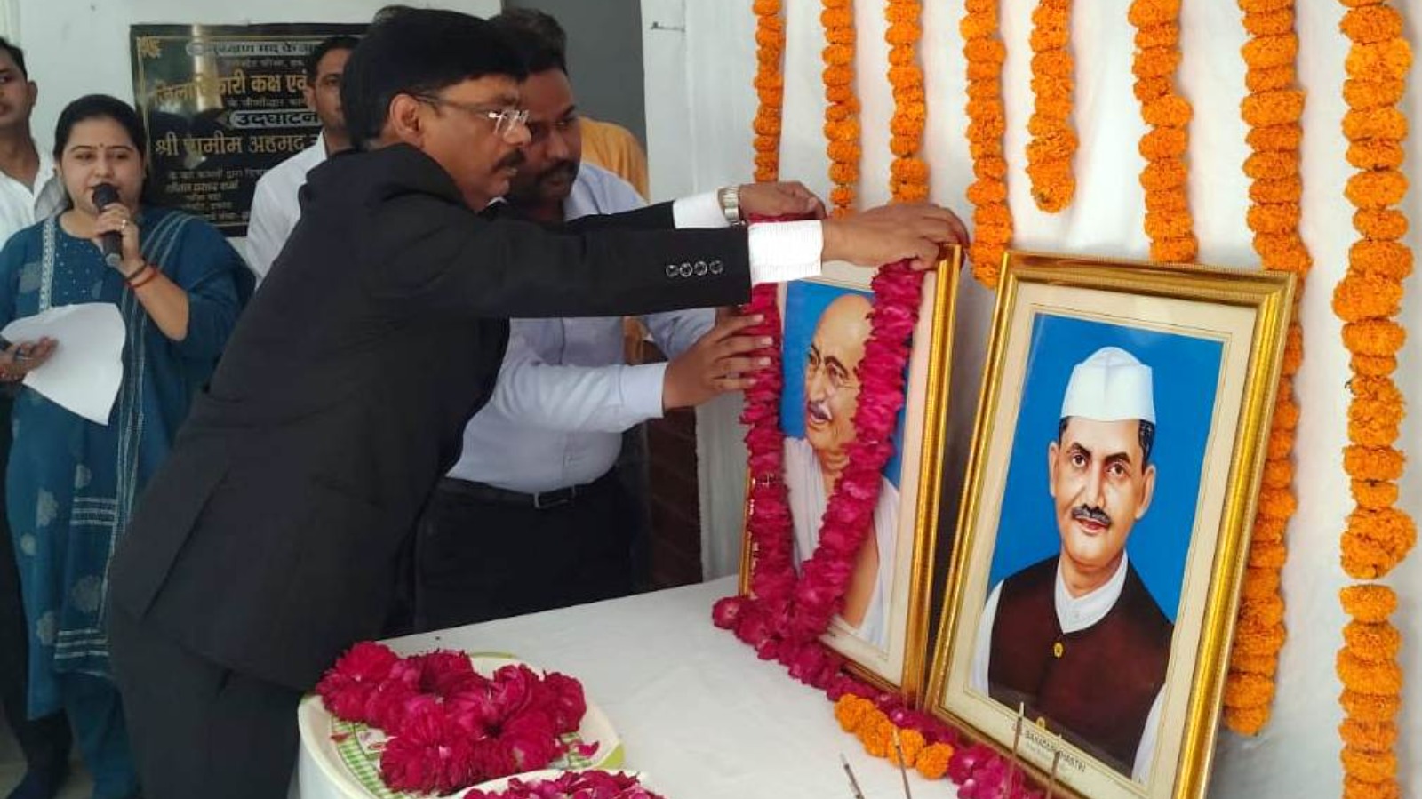 गांधी जी के सत्य-अहिंसा और शास्त्री जी की सादगी को जीवन में उतारना ही सच्ची श्रद्धांजलि