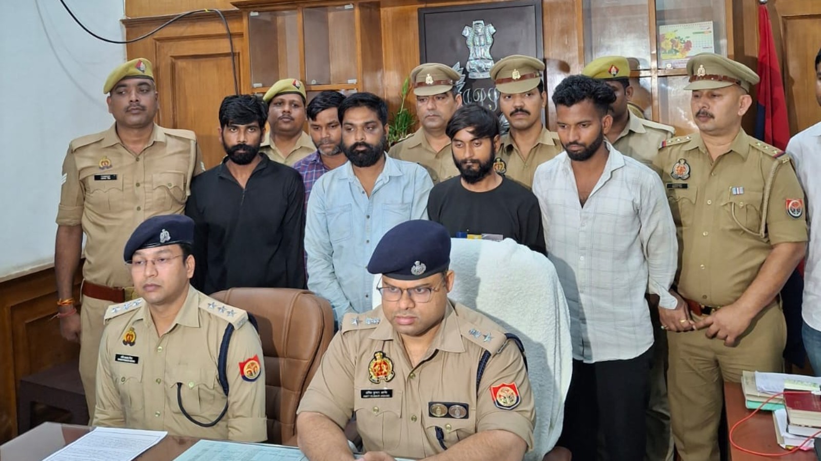 50 लाख की फिरौती के लिए नर्सिंग अफसर व साथी का अपहरण, पांच गिरफ्तार