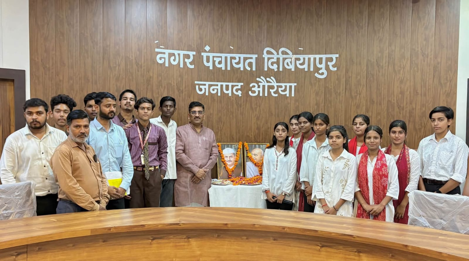 गांधी-शास्त्री जयंती पर बच्चों ने नुक्कड़ नाटक से दिया स्वच्छता का संदेश