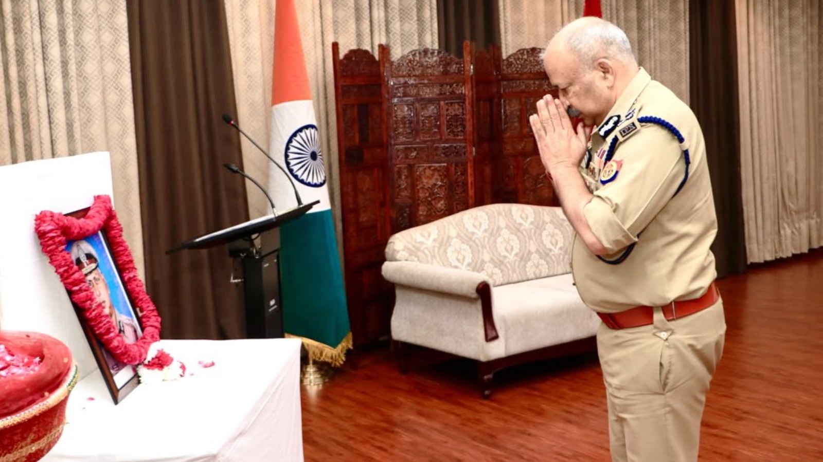आईपीएस अधिकारी त्रिनाथ मिश्रा की स्मृति में पुलिस मुख्यालय में शोक सभा