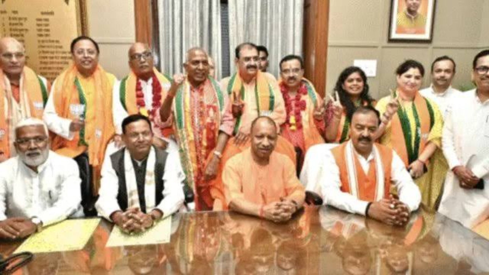 राज्यसभा चुनाव में भाजपा के आठ और सपा के दो सदस्य निर्विरोध निर्वाचित