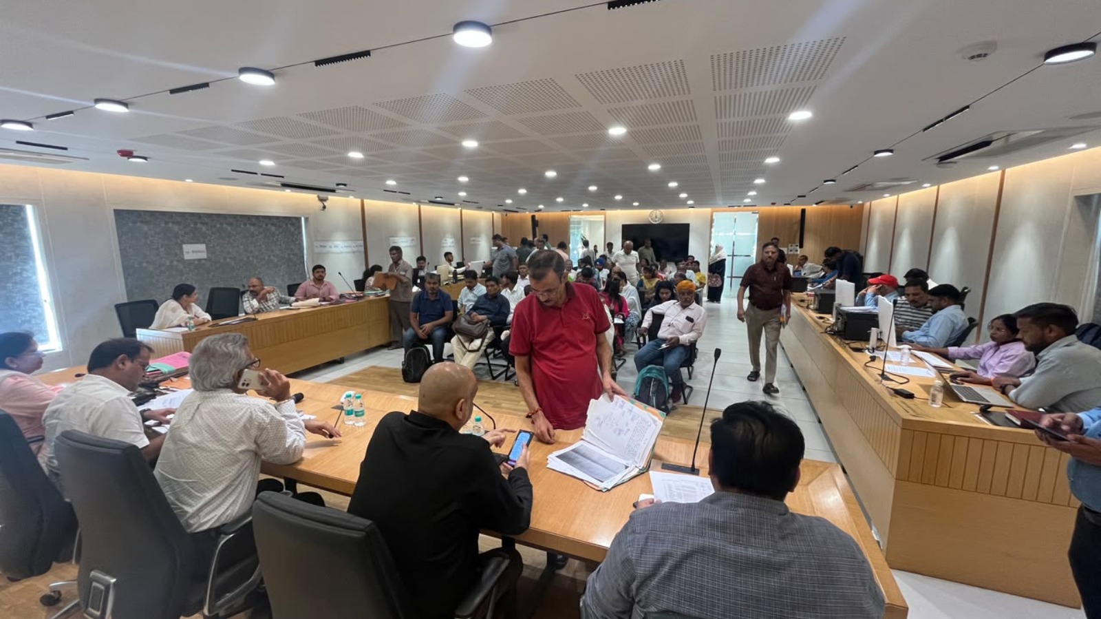 एलडीए में लगा निबंधन शिविर, पहले दिन 107 आवंटियों ने करायी रजिस्ट्री