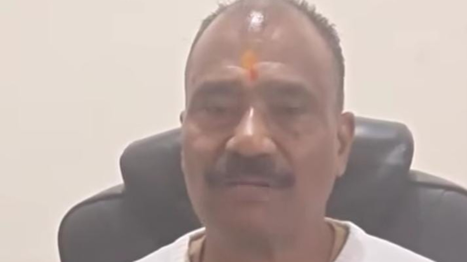 भाजपा को पौड़ी में बड़ा झटका, पूर्व विधायक यशपाल बेनाम ने दिया इस्तीफा