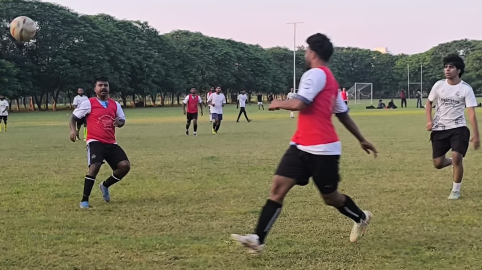 12वीं डिस्ट्रिक्ट फुटबॉल लीग 2026: यूनिटी ए, व्हाइट ईगल और एक्सेल एरिना ने दर्ज की शानदार जीत