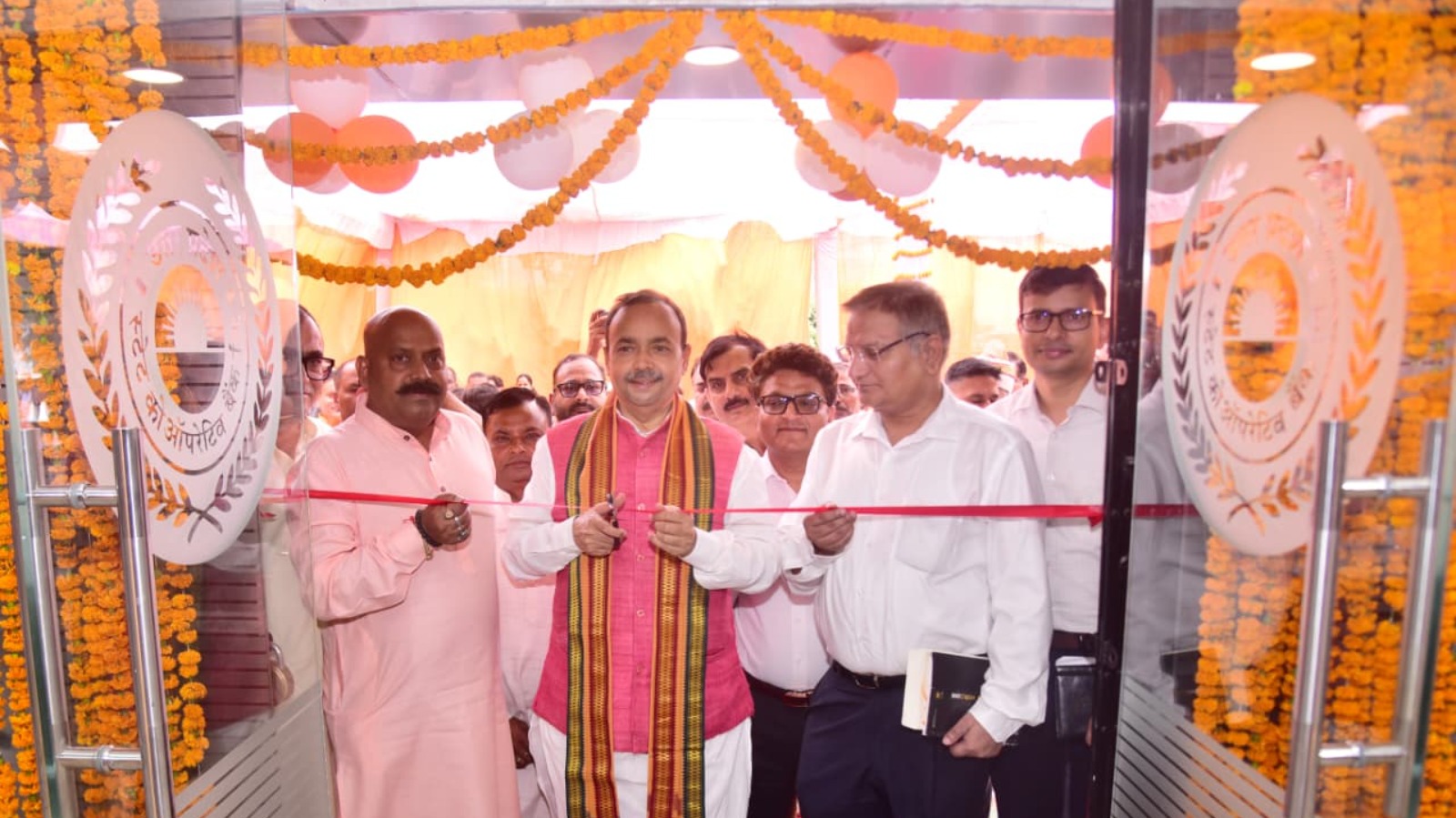 सुगम, सुरक्षित एवं त्वरित सेवाएं उपलब्ध कराना सरकार की प्राथमिकता: जेपीएस राठौर