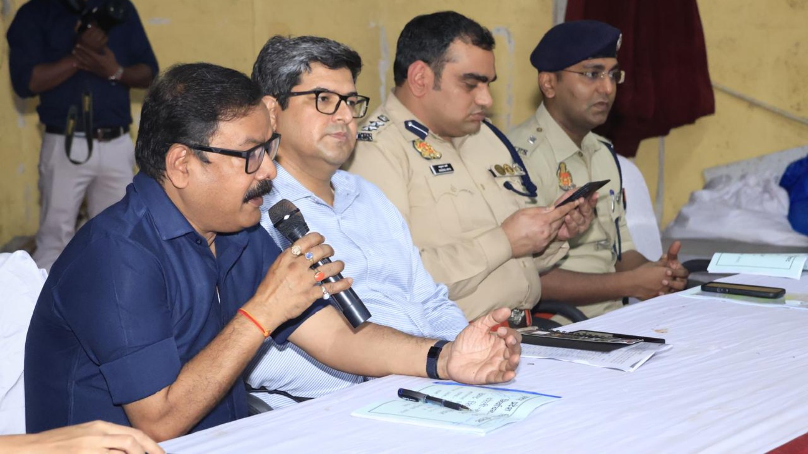 शिक्षक एमएलसी चुनाव की मतगणना को लेकर अधिकारियों ने परखीं व्यवस्थाएं