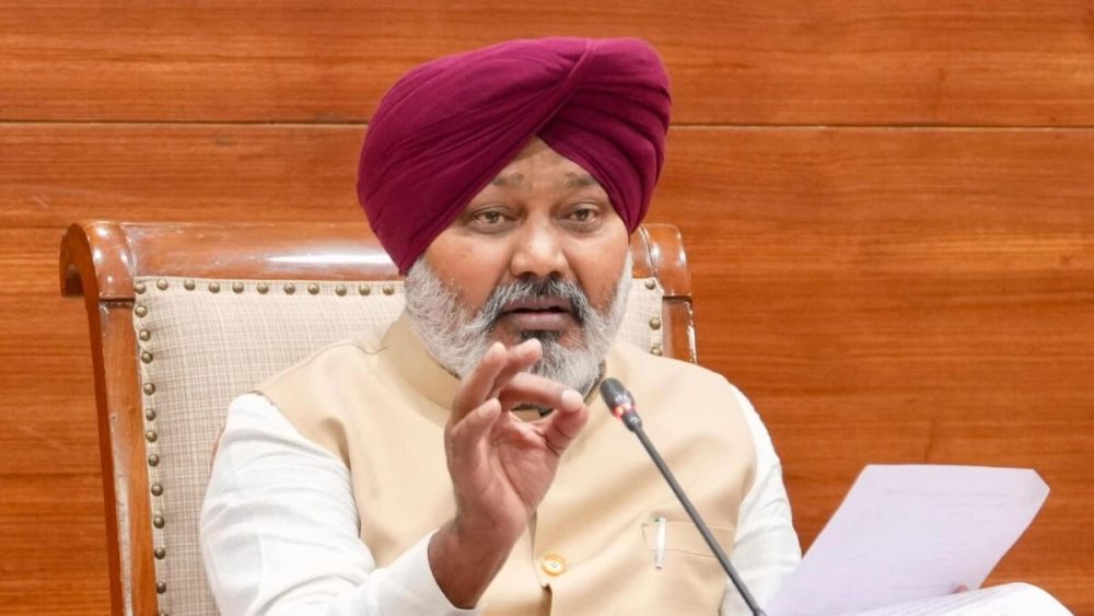 पंजाब सरकार ने वैट, जीएसटी चूककर्ताओं की संपत्तियों की नीलामी शुरू की: हरपाल चीमा